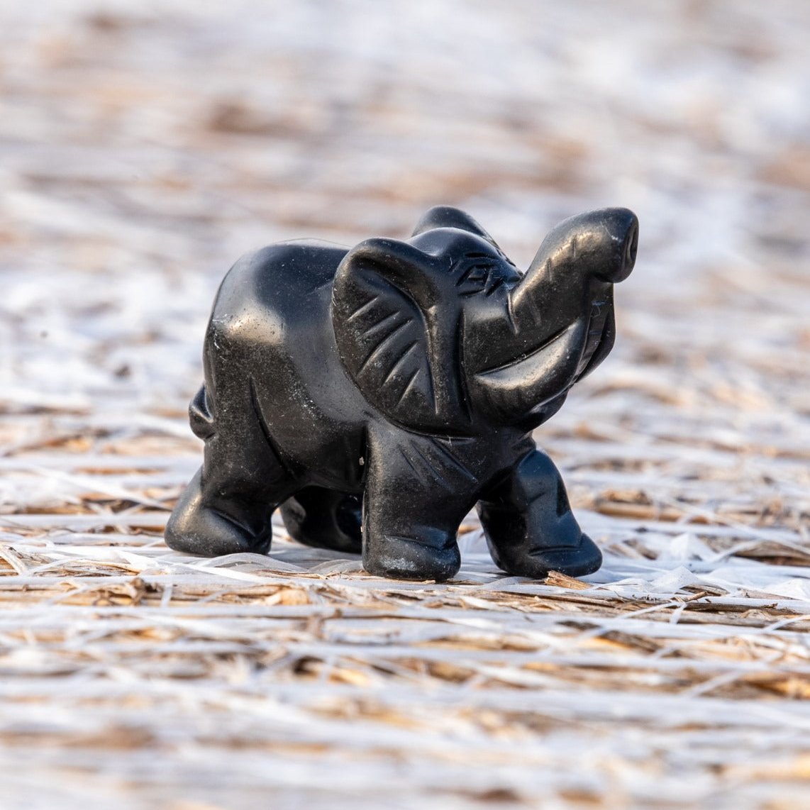 Elefante in pietra naturale - OSSIDIANA